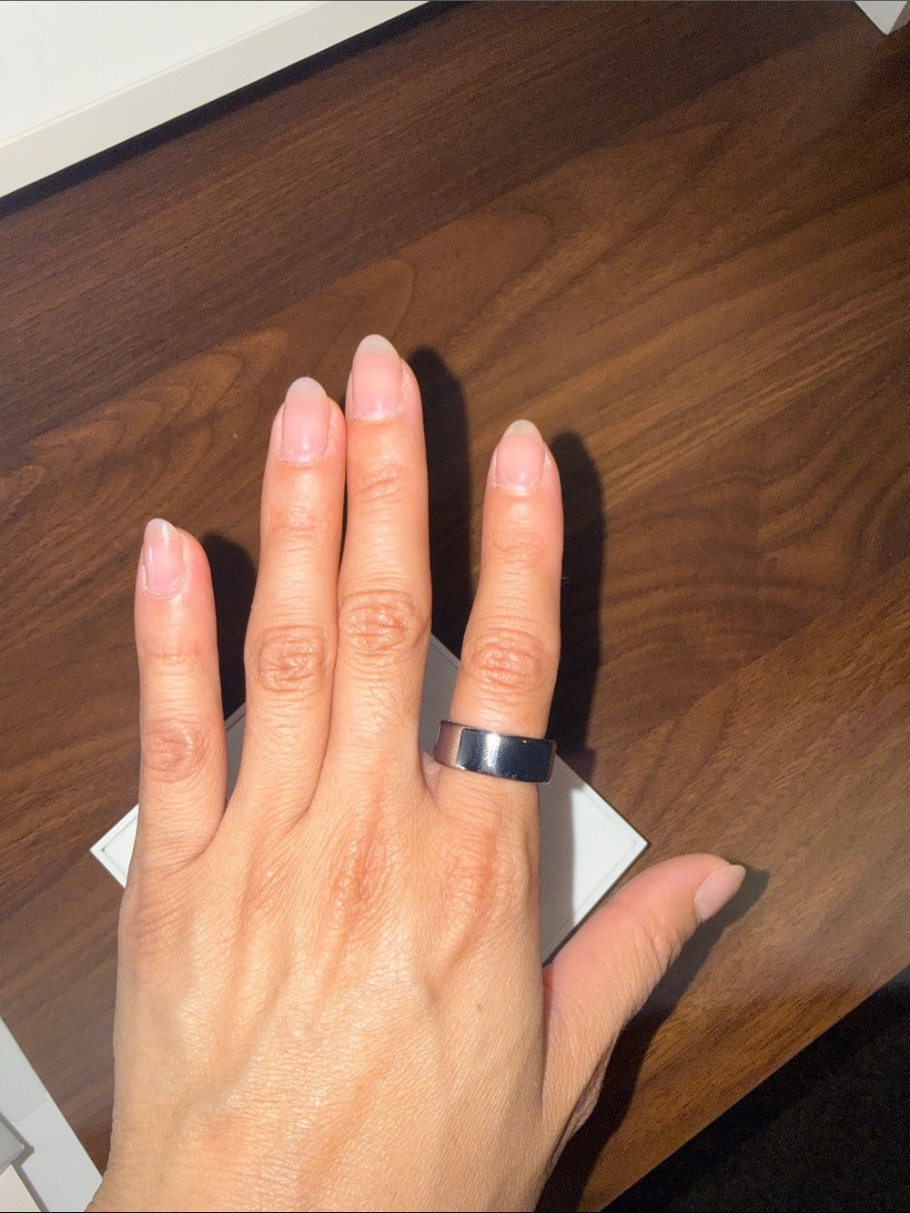 Oura Ring 4 Silver - Size 6 - Picture 5 of 8